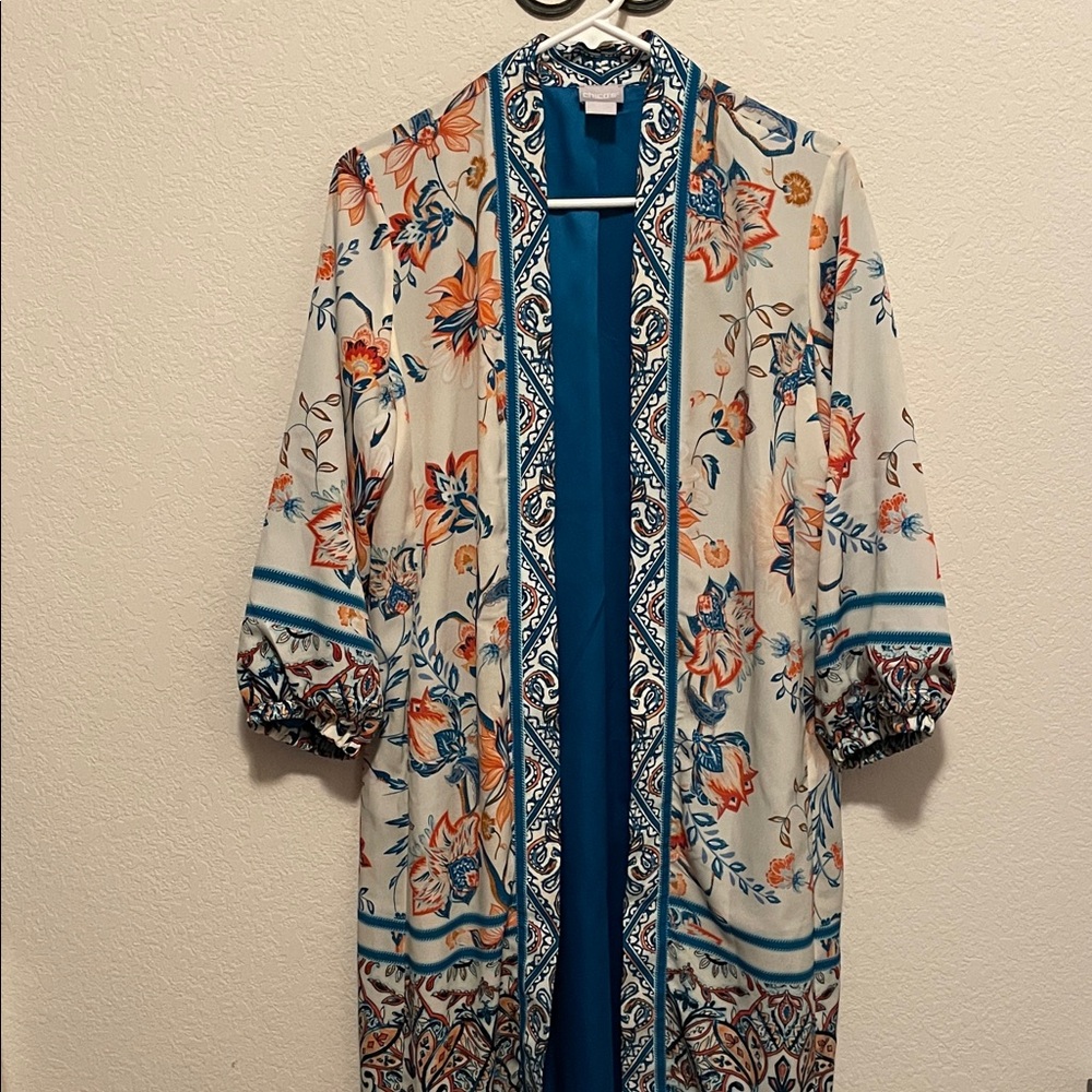 Chicos Patched Kimono, Rising bloom LS Jacket with Ecru background